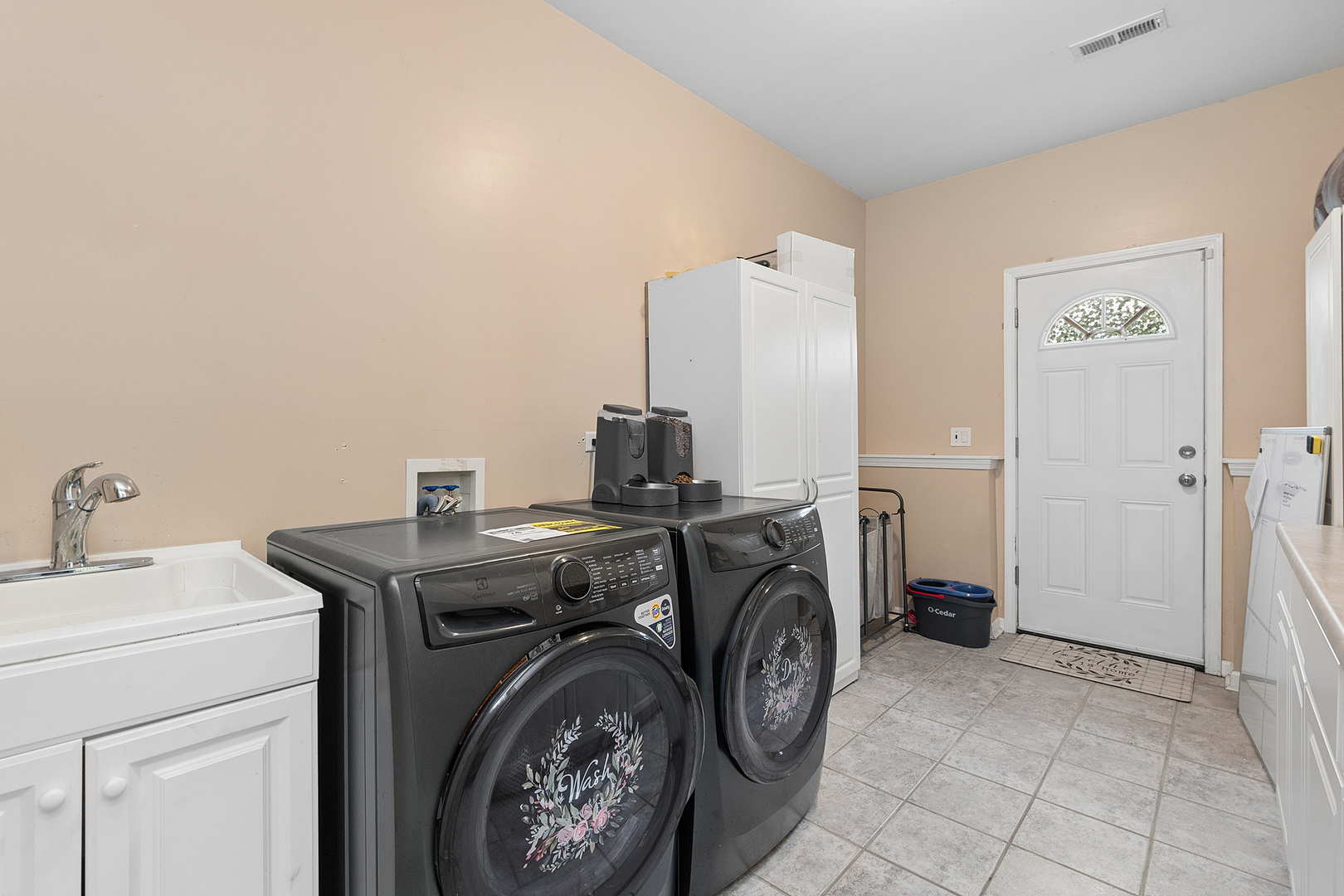 8204 W Rosebury Drive Property Photo 13