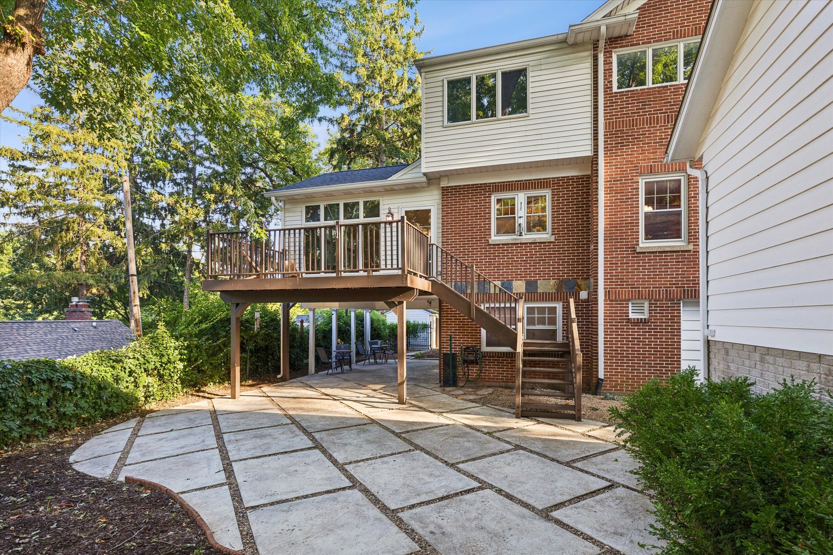 237 Ridgewood Avenue Property Photo 4