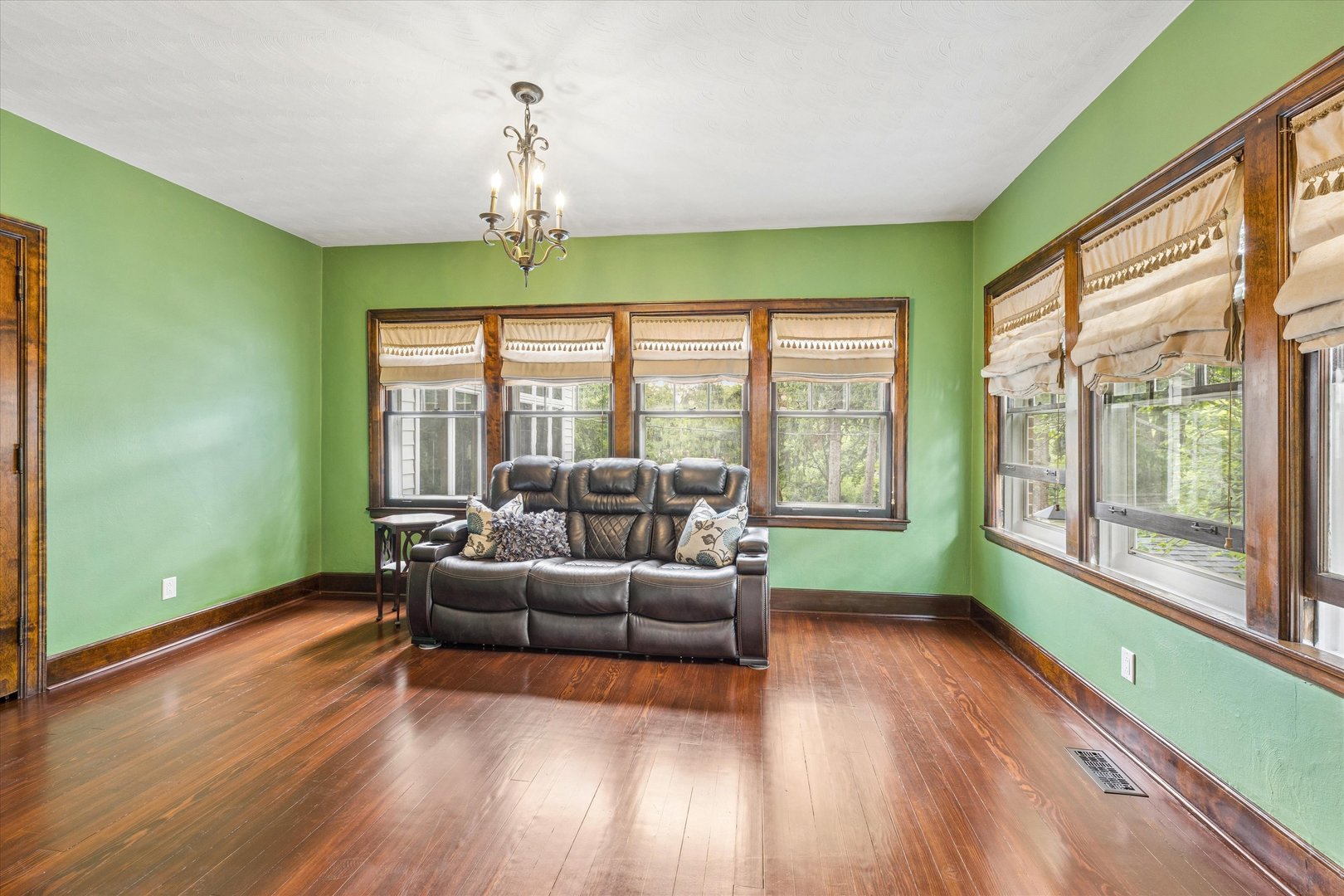 237 Ridgewood Avenue Property Photo 14