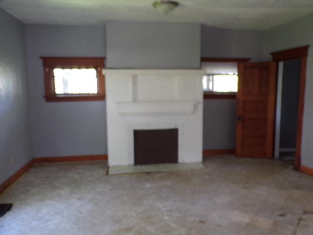 714 E 13th Street Property Photo 10