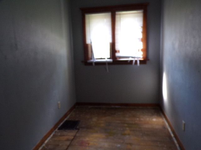 714 E 13th Street Property Photo 12