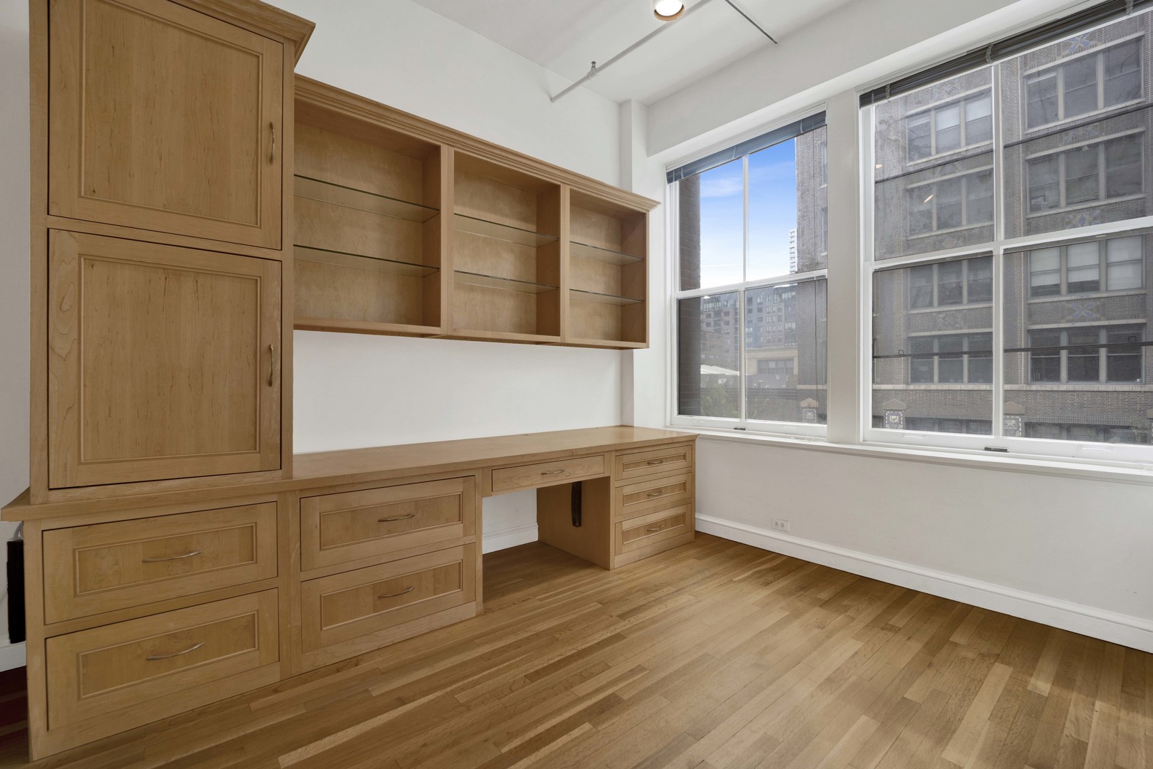 727 S Dearborn Street 311 Property Photo 13
