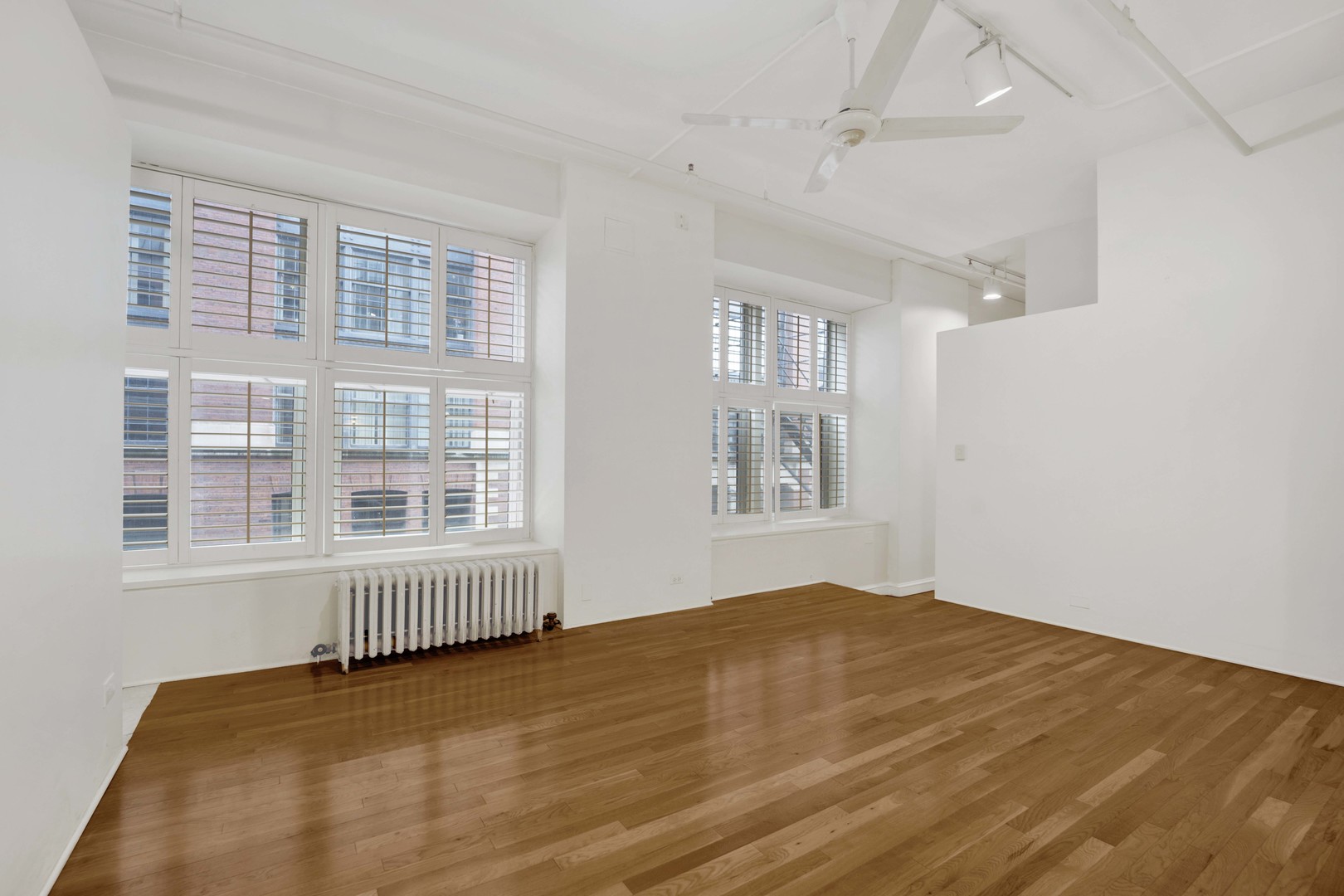 727 S Dearborn Street 311 Property Photo 29