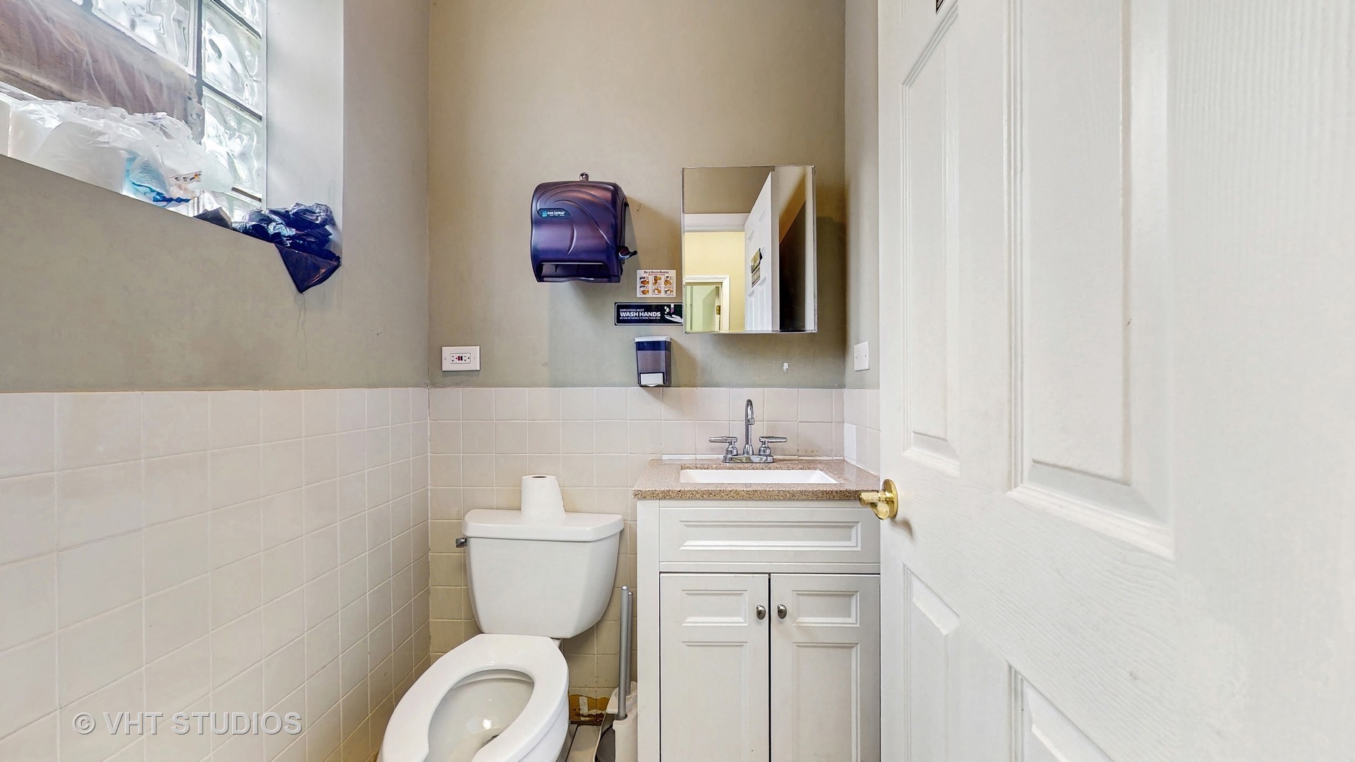 12731322 Property Photo 21