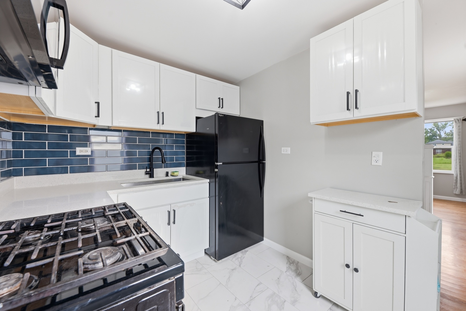 3632 Blackstone Avenue Property Photo 12