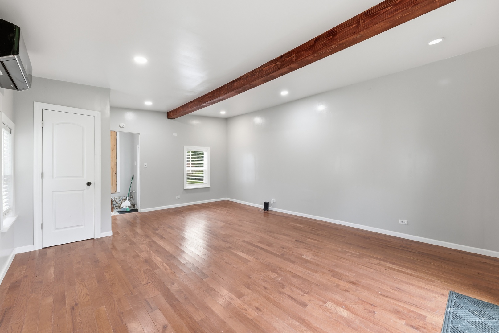 3632 Blackstone Avenue Property Photo 17
