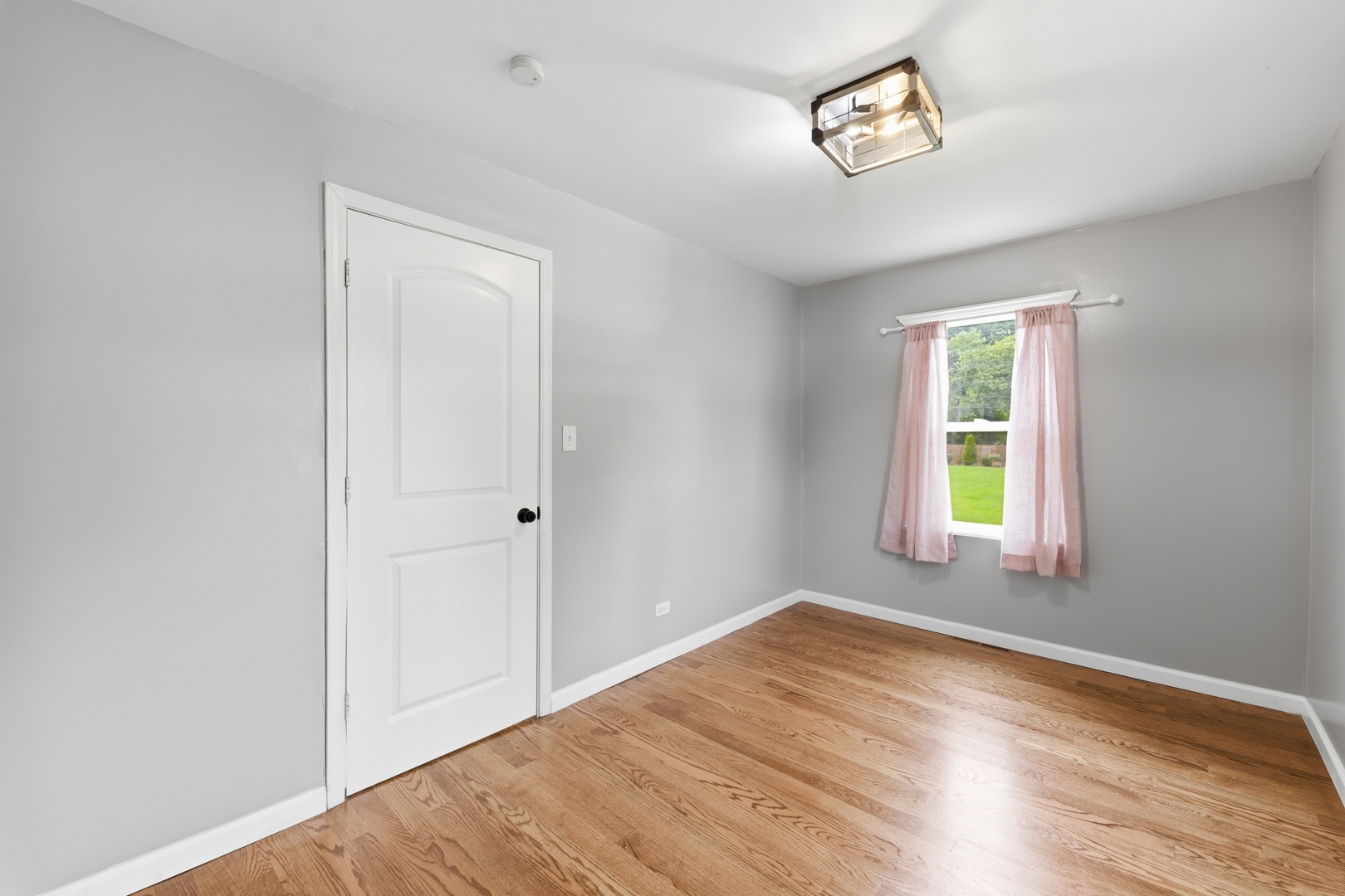 3632 Blackstone Avenue Property Photo 20