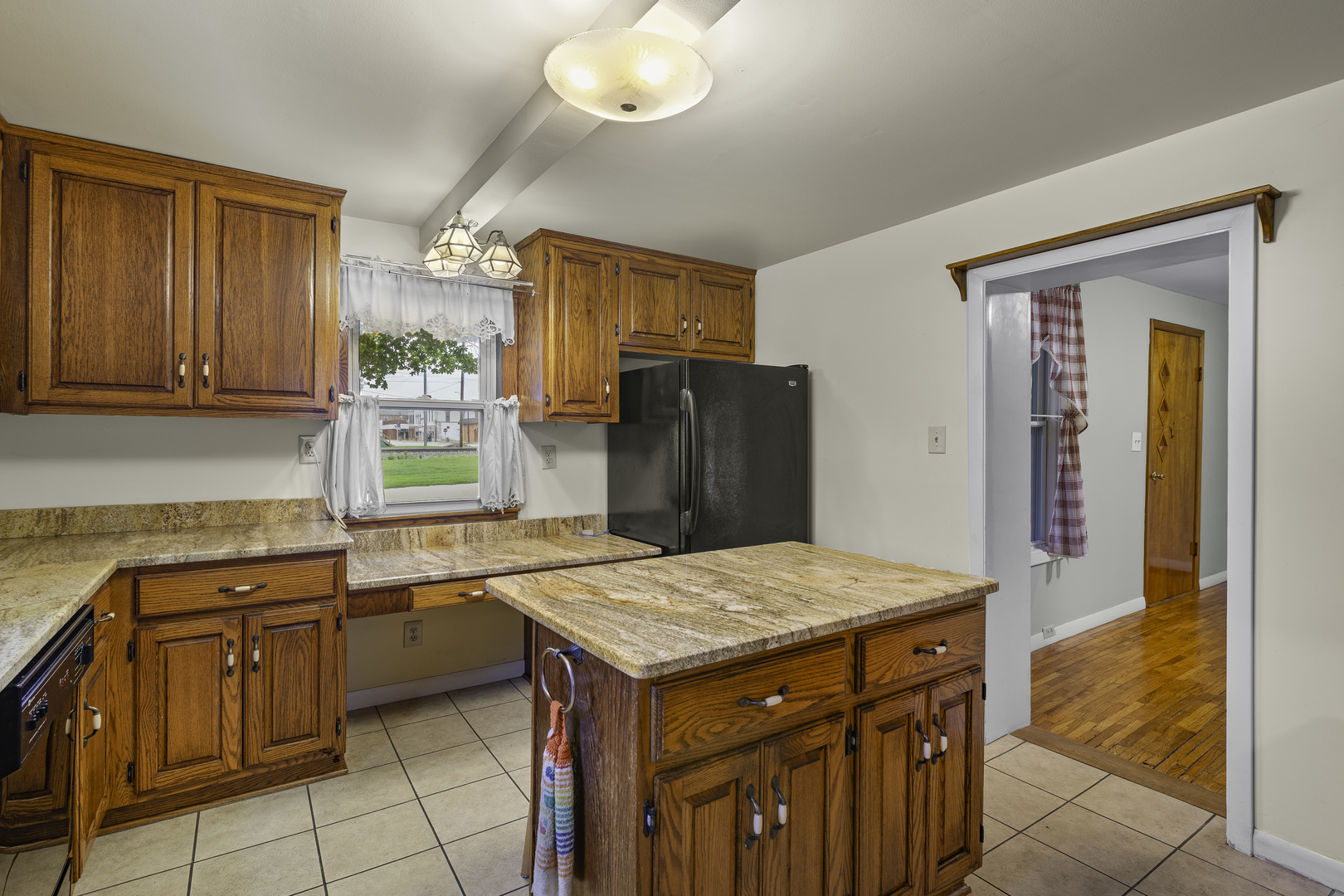100 Burlington Street Property Photo 10