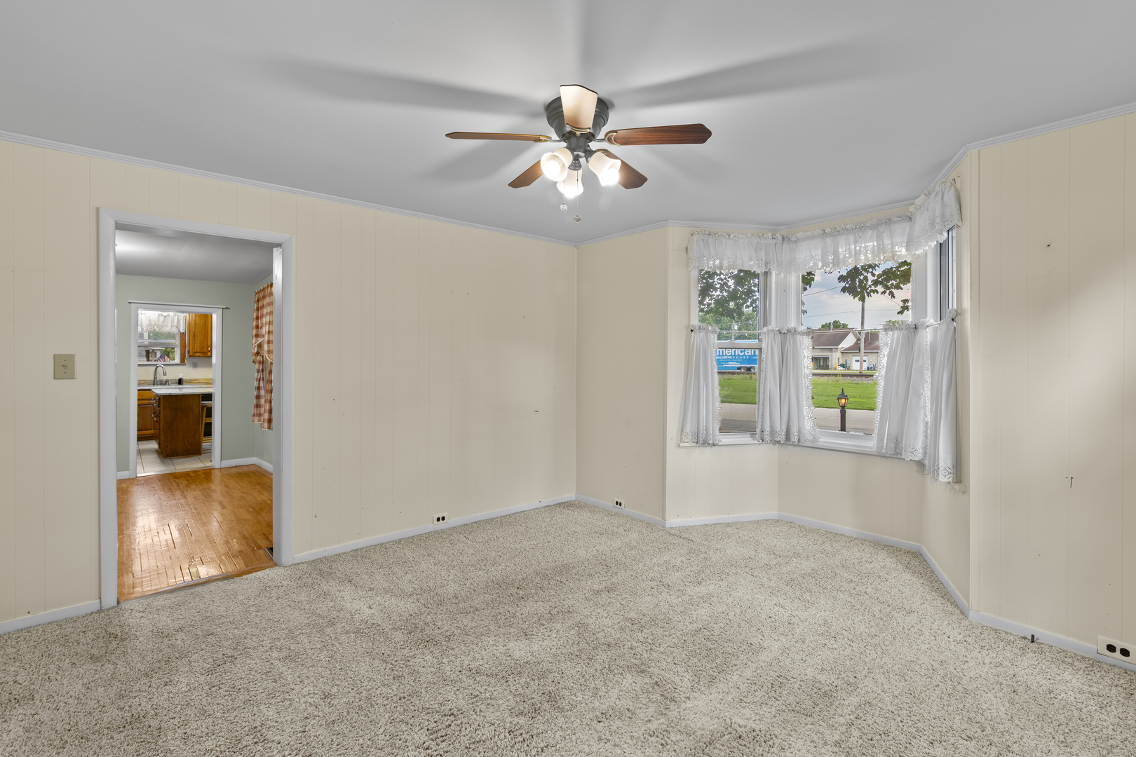 100 Burlington Street Property Photo 12