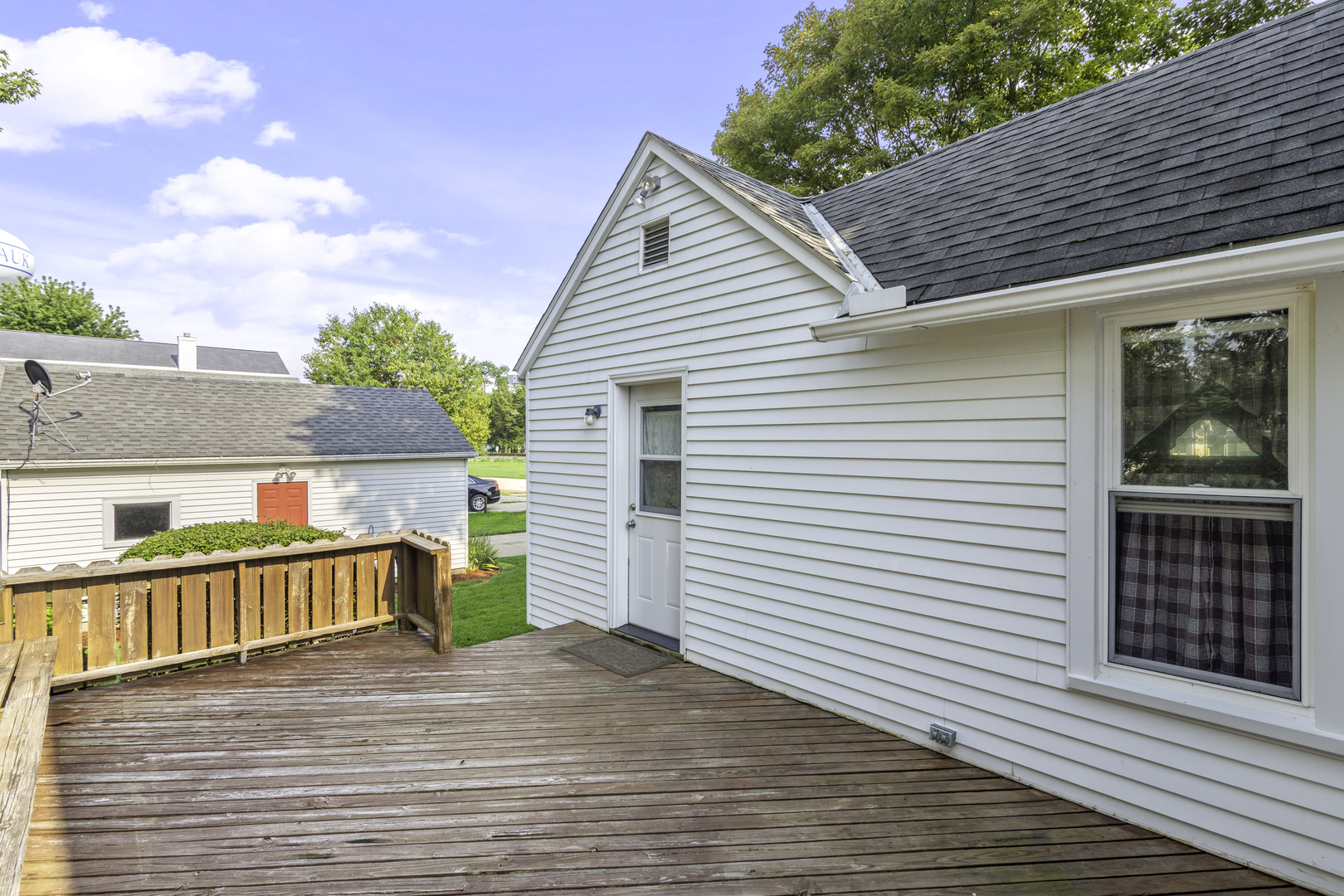 100 Burlington Street Property Photo 23
