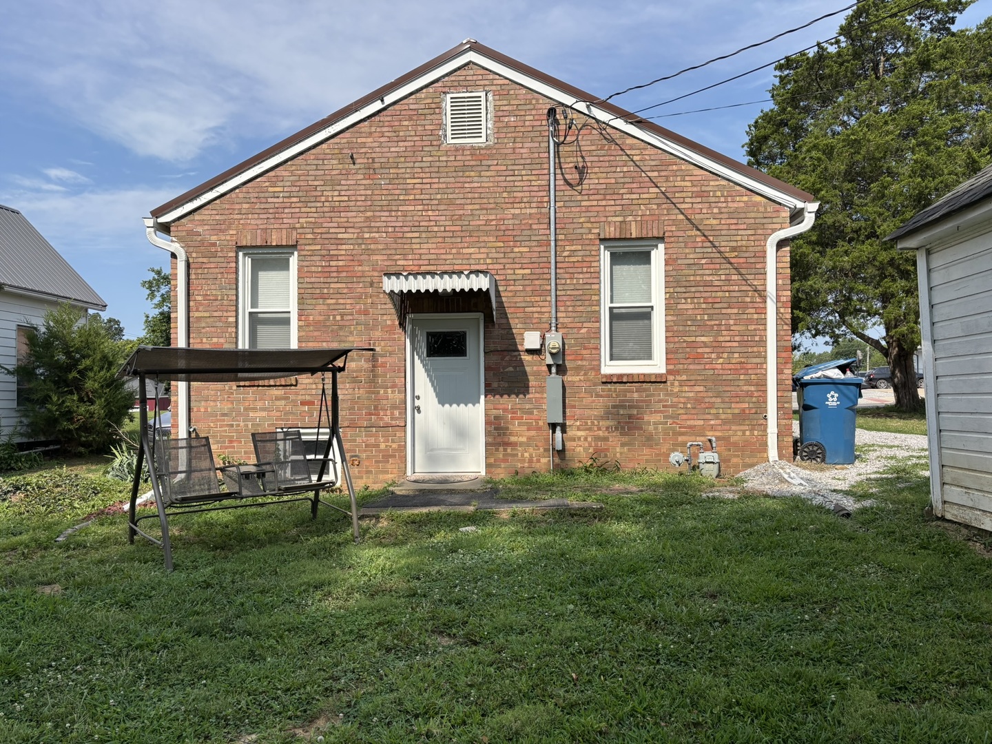 207 S Washington Street Property Photo 5