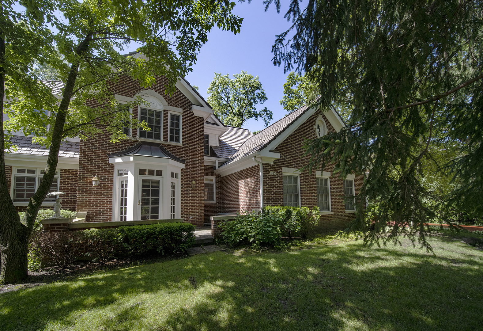 863 Gloucester Crossing Property Photo 1