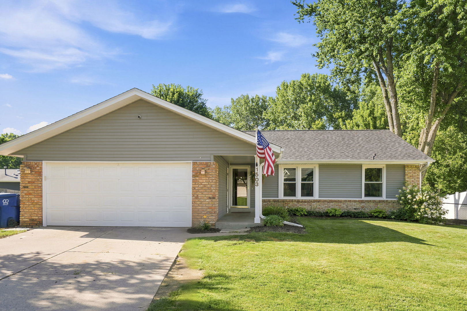 1503 W 46th Place Property Photo 1