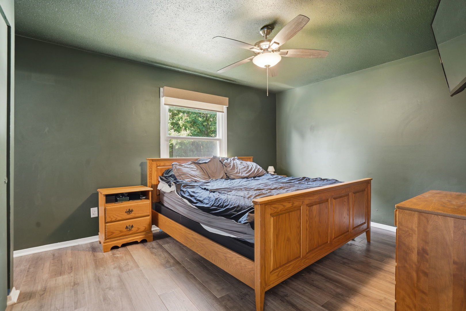 1503 W 46th Place Property Photo 15