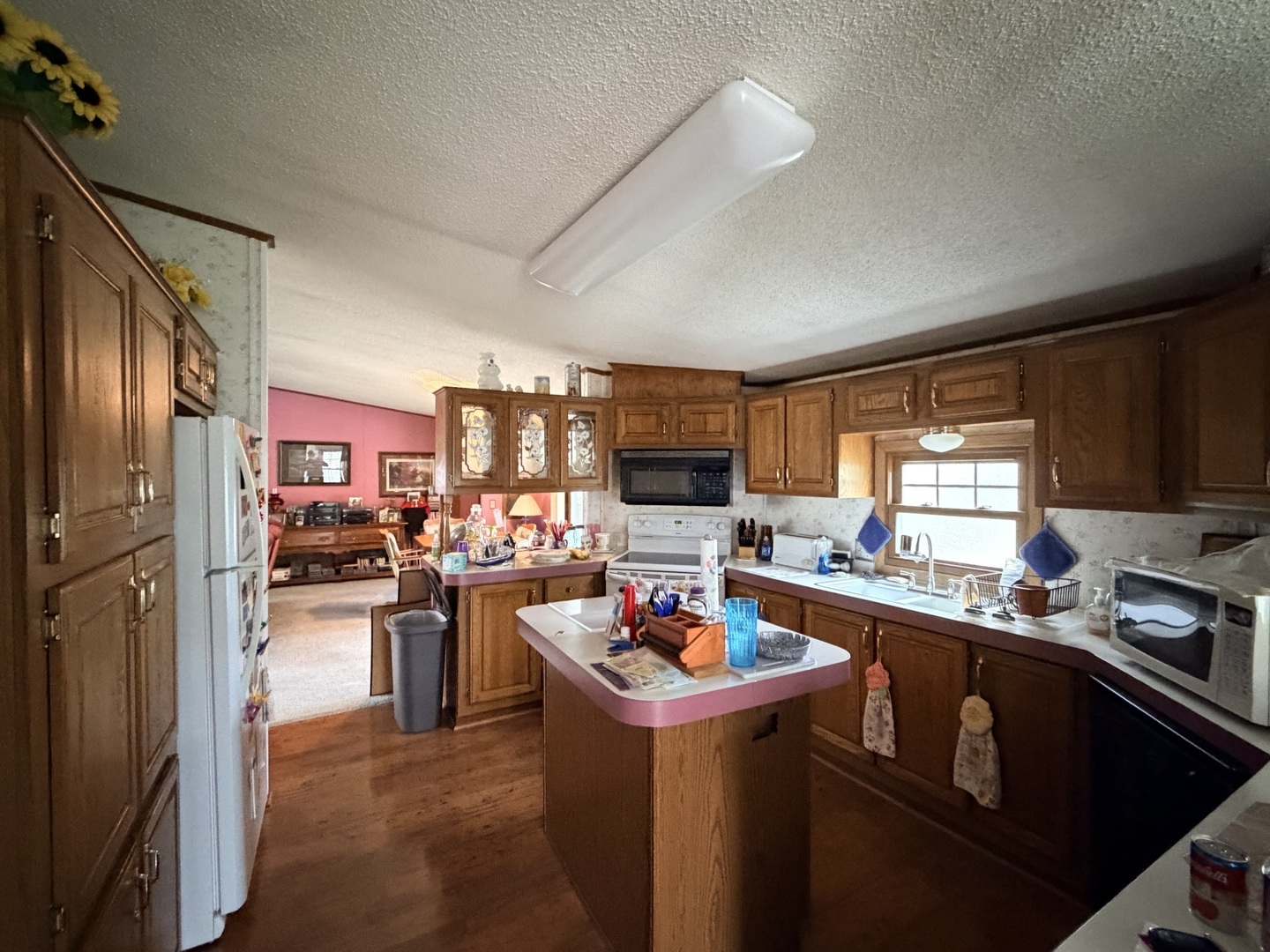 8616 Summerwood Drive Property Photo 6