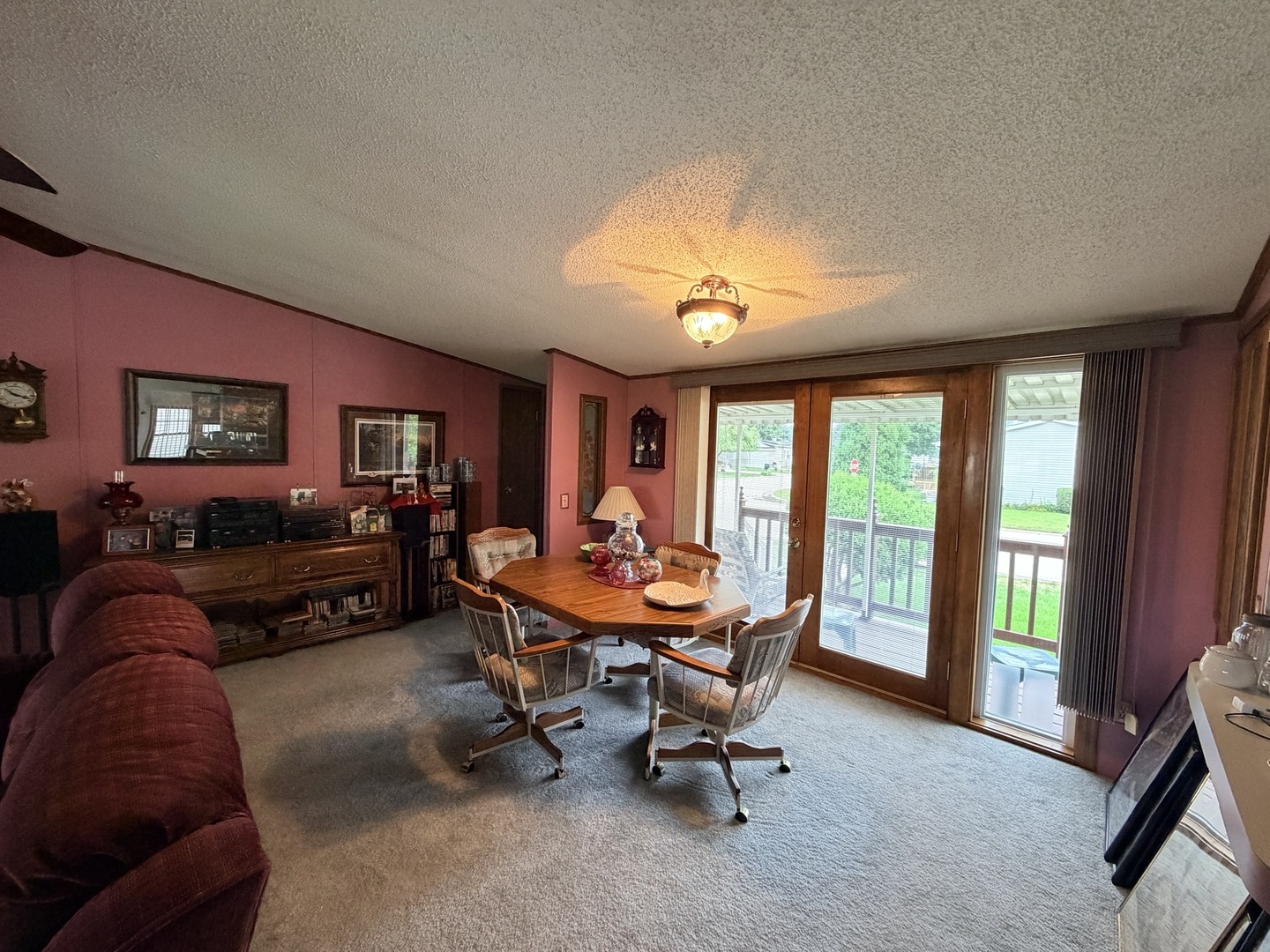 8616 Summerwood Drive Property Photo 9