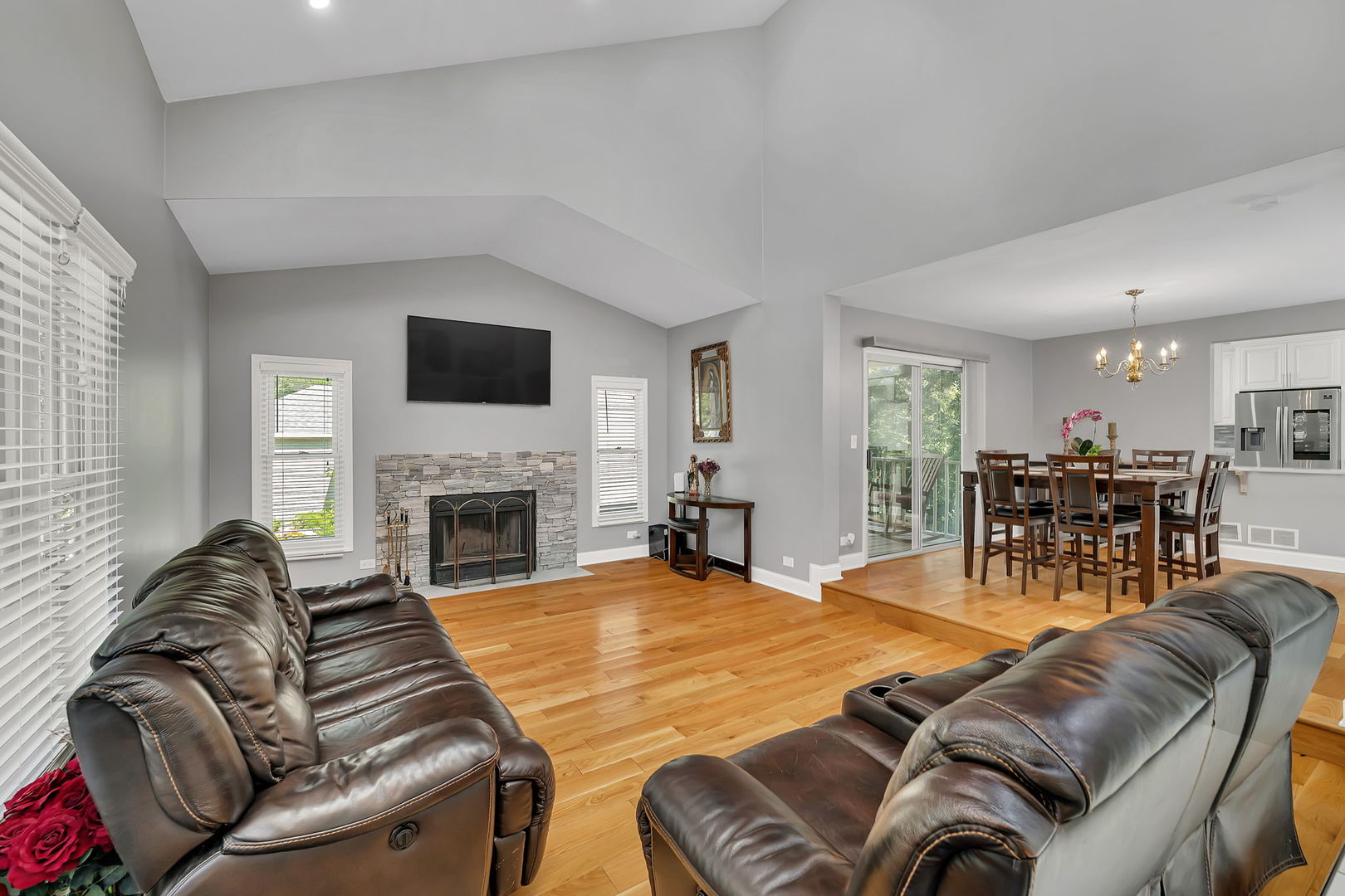 369 Twin Creeks Drive Property Photo 5