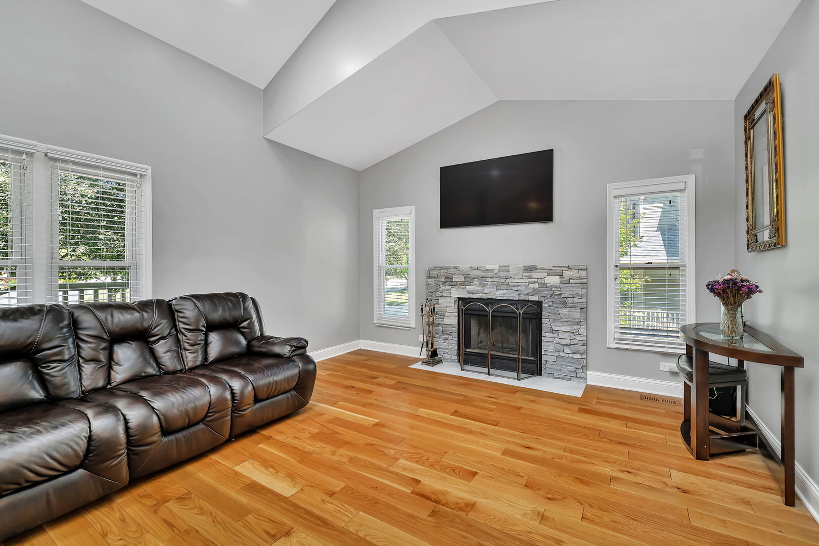 369 Twin Creeks Drive Property Photo 7