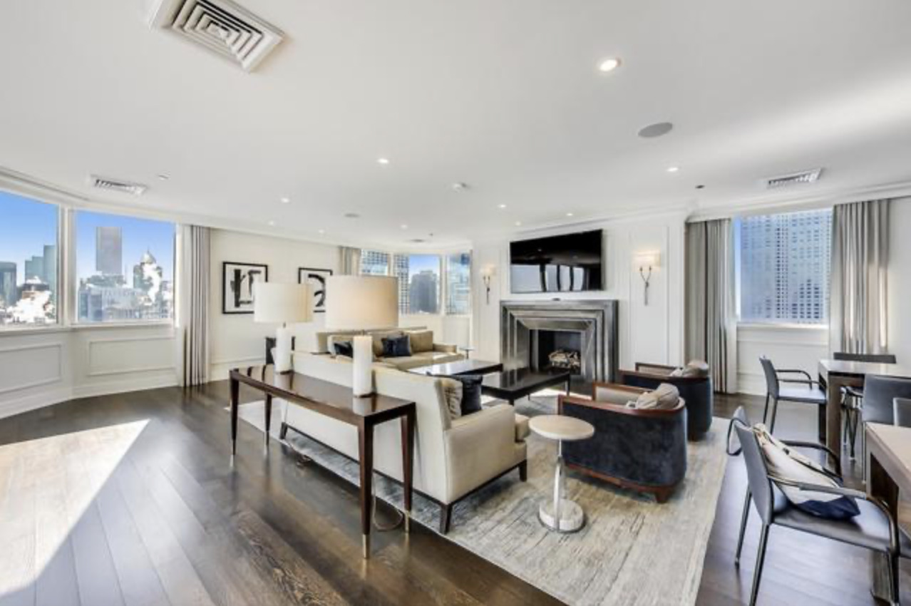 990 N Lake Shore Drive 15d Property Photo 18