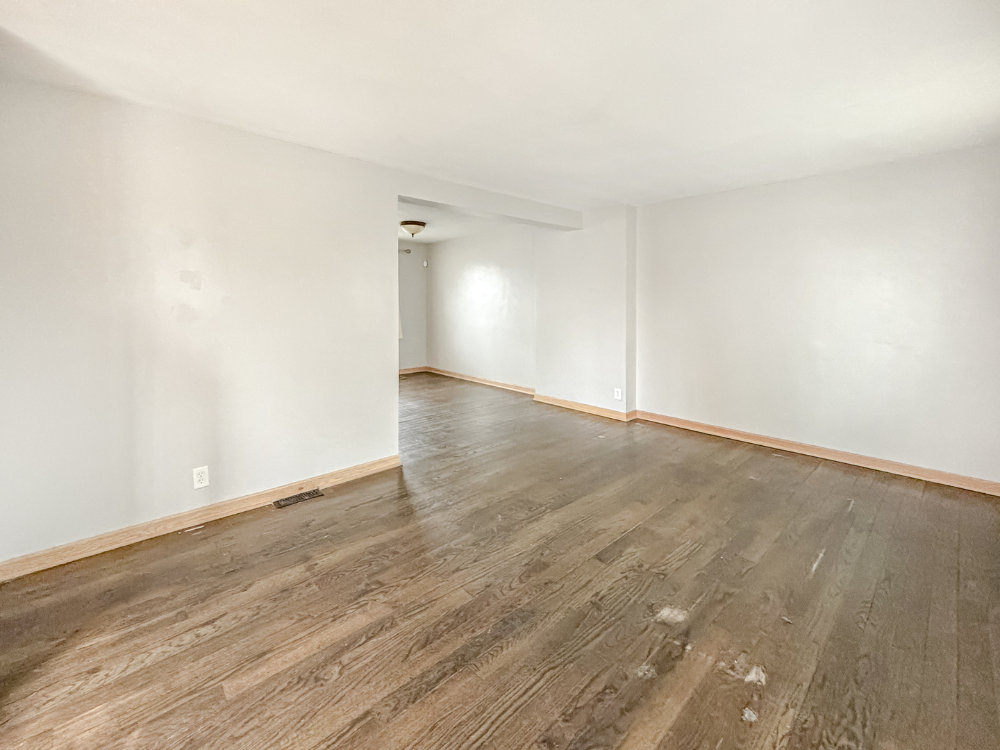 5156 W 63rd Place Property Photo 5