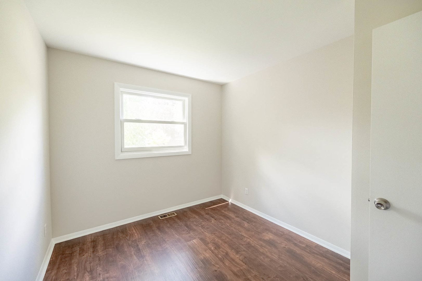 542 S 14th Street Property Photo 5