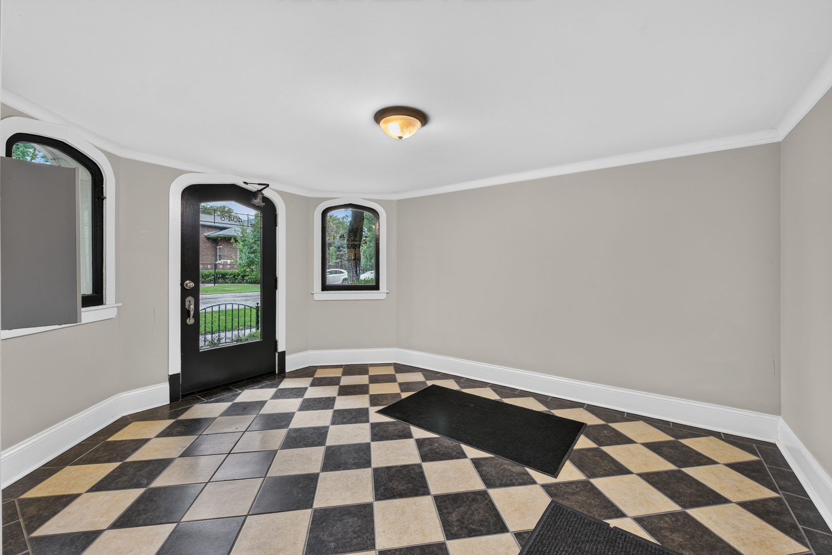 406 Wesley Avenue 1 Property Photo 2