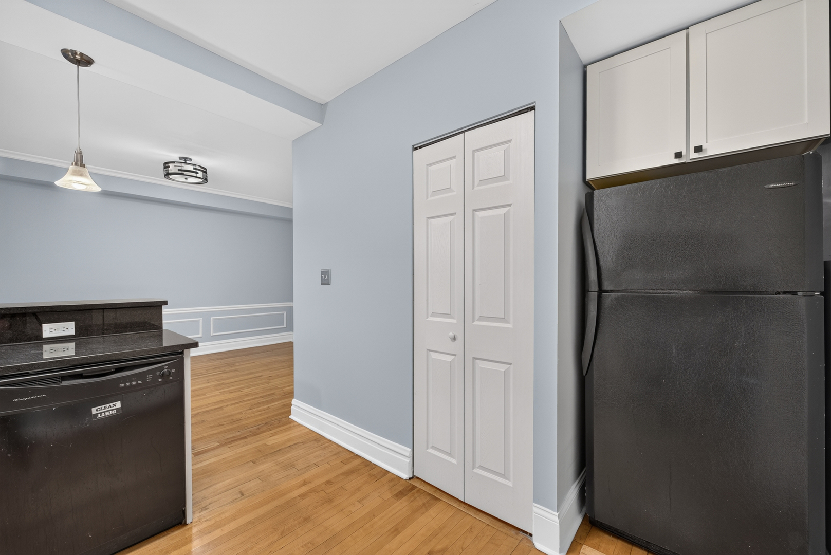 406 Wesley Avenue 1 Property Photo 21