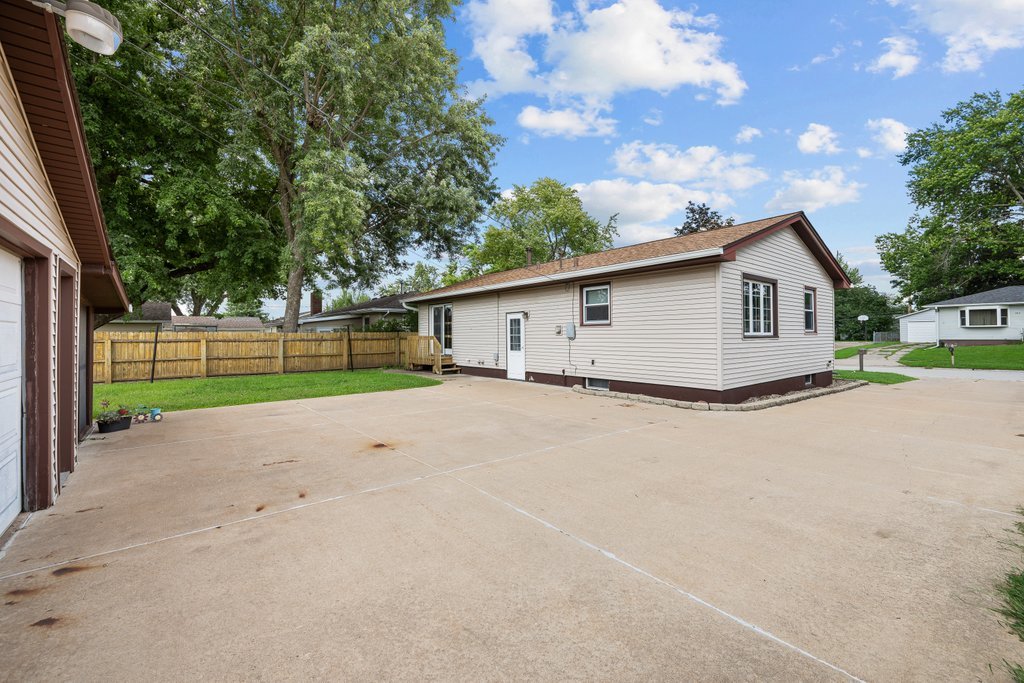 7912 9th Street Property Photo 9