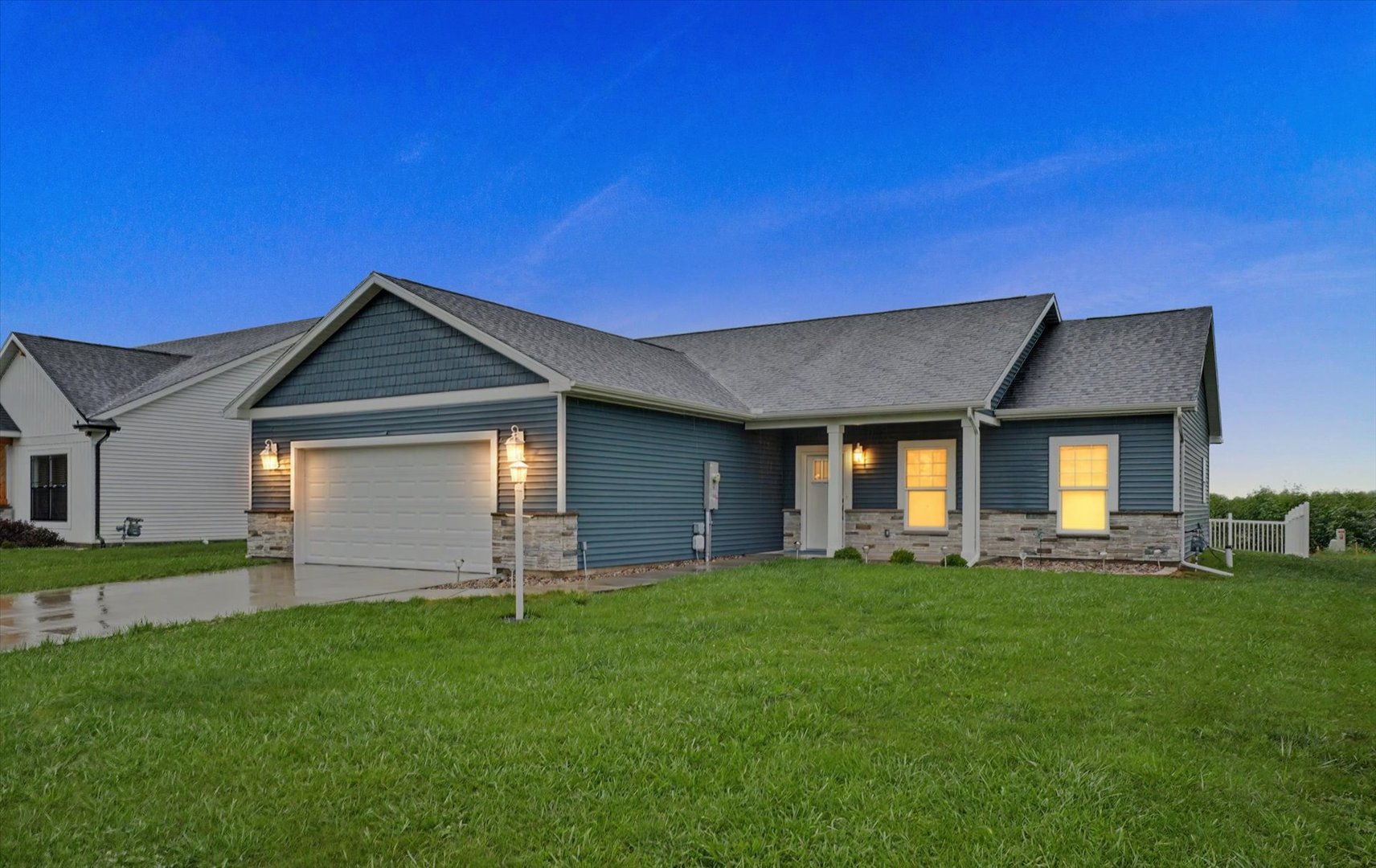 3704 Boulder Ridge Drive Property Photo 1