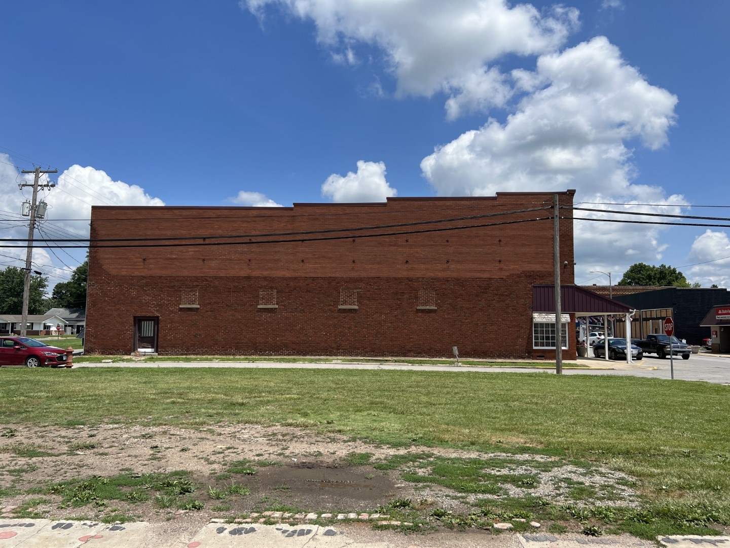 300 E Broadway Boulevard Property Photo 3