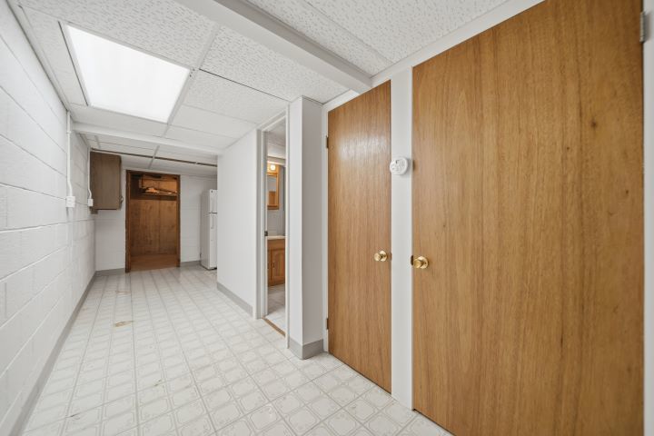 1213 Douglas Terrace Property Photo 22