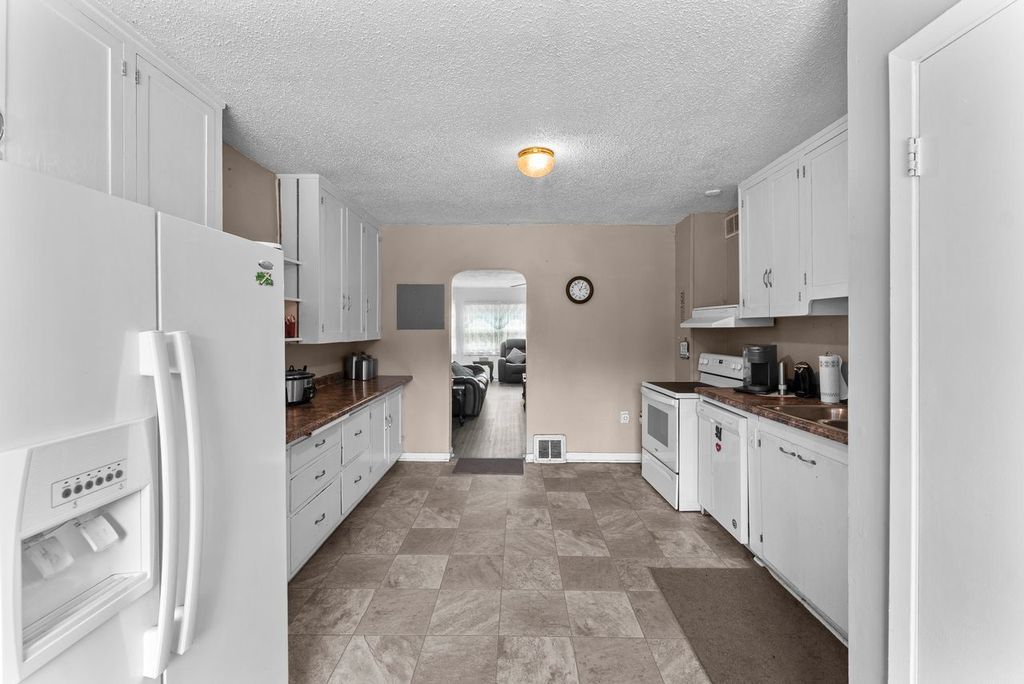 11434 140th Street Place Property Photo 10