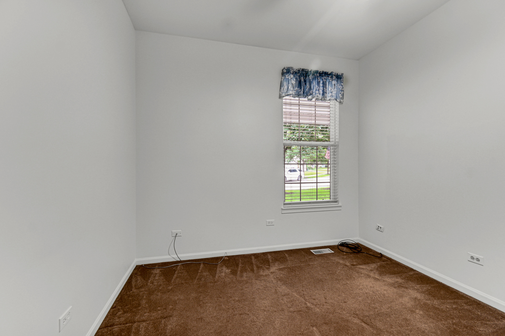 735 Pentwater Road Property Photo 10