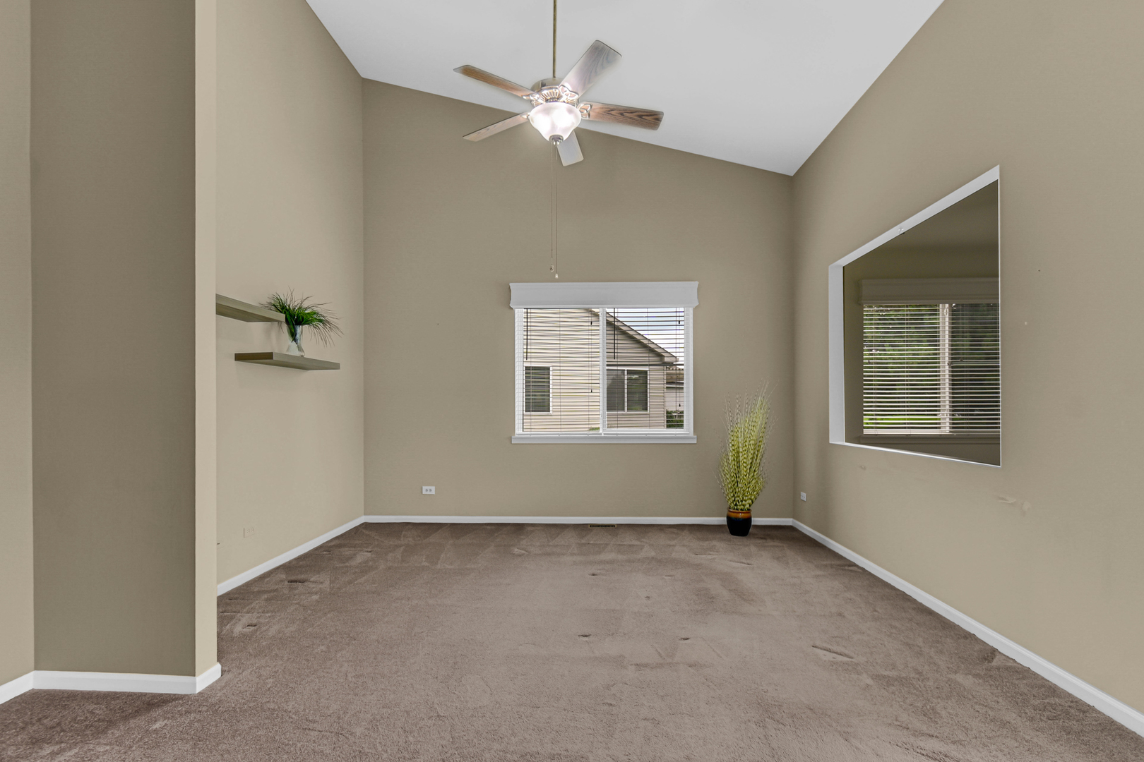 735 Pentwater Road Property Photo 25