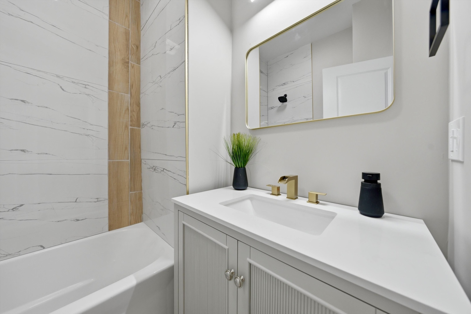 10546 S Avenue J Property Photo 13