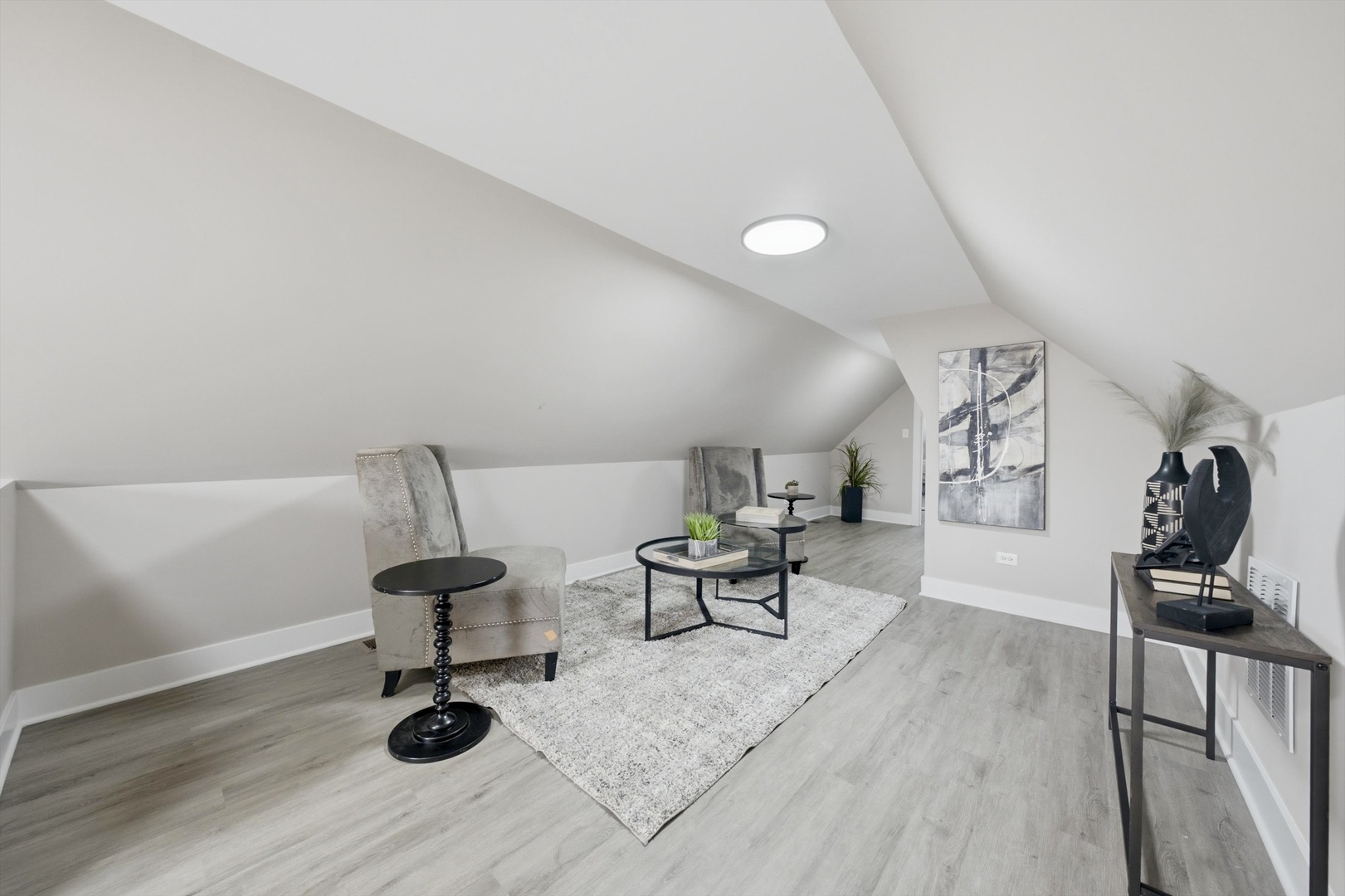 10546 S Avenue J Property Photo 18