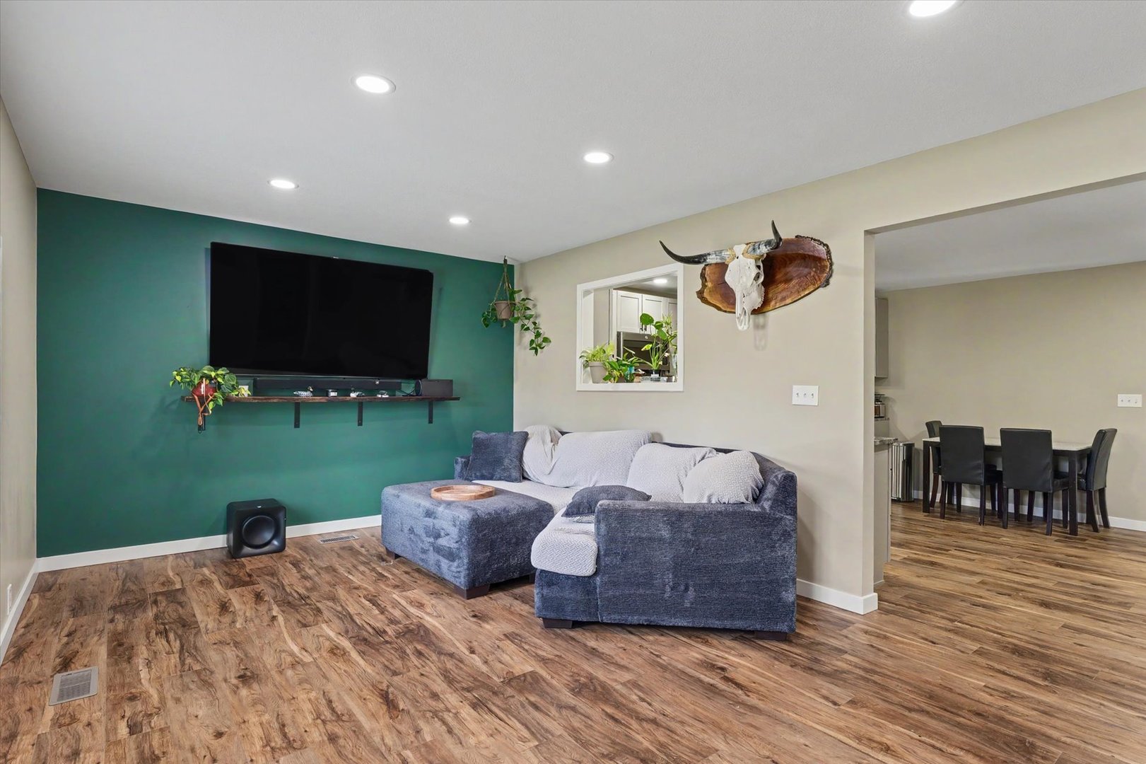 205 S Washington Street Property Photo 12