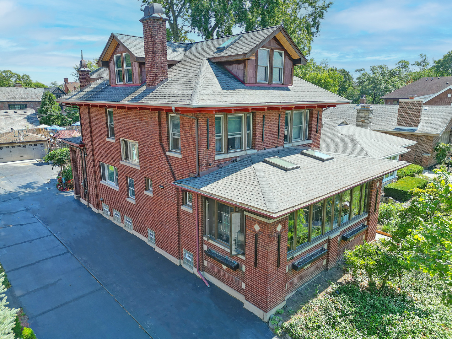 10127 S Hoyne Avenue Property Photo 3