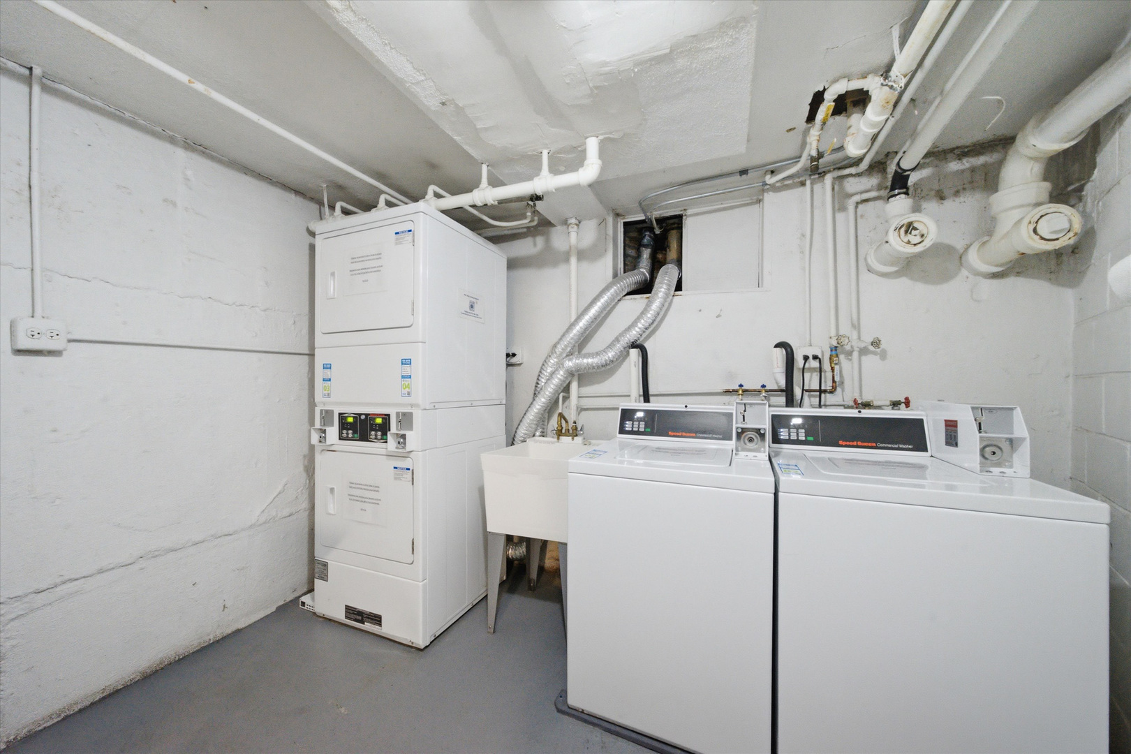 526 W Roscoe Street 2a Property Photo 12