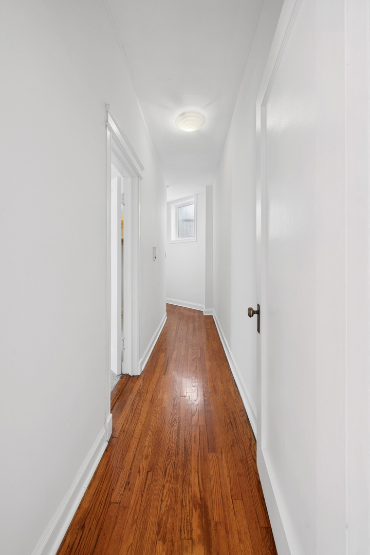 5715 S Blackstone Avenue 2s Property Photo 9