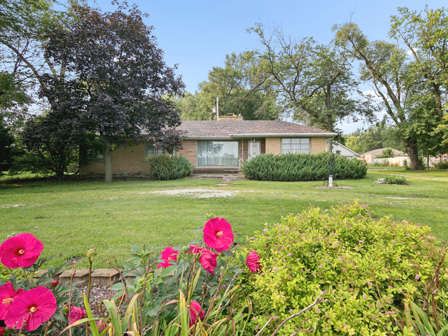 2098 W 2000s Road Property Photo 1