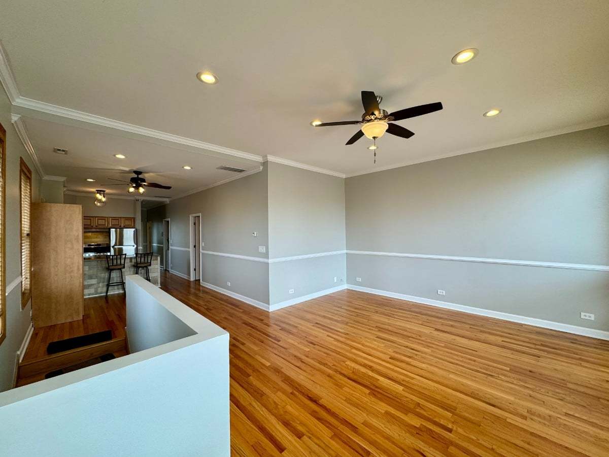 1537 N Fairfield Avenue 3 Property Photo 5