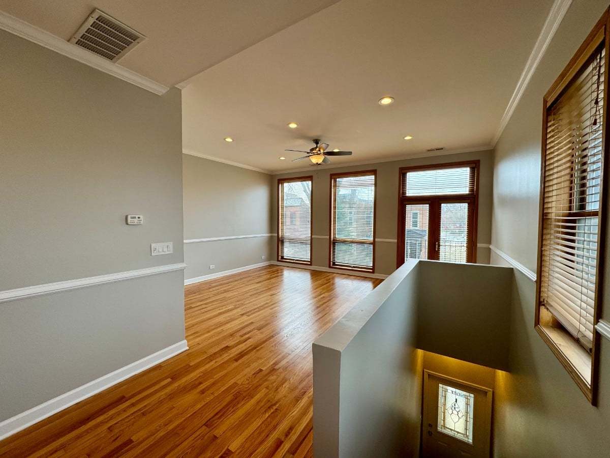1537 N Fairfield Avenue 3 Property Photo 7