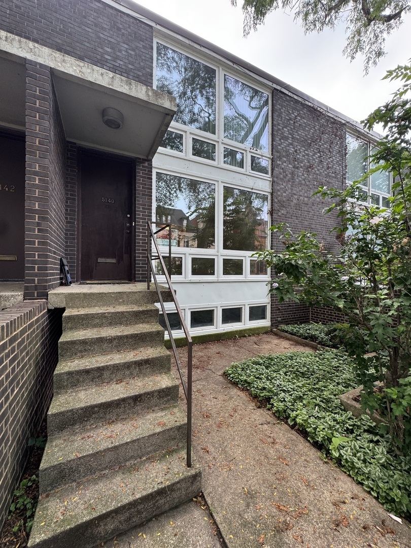 5140 S Dorchester Avenue Property Photo 1