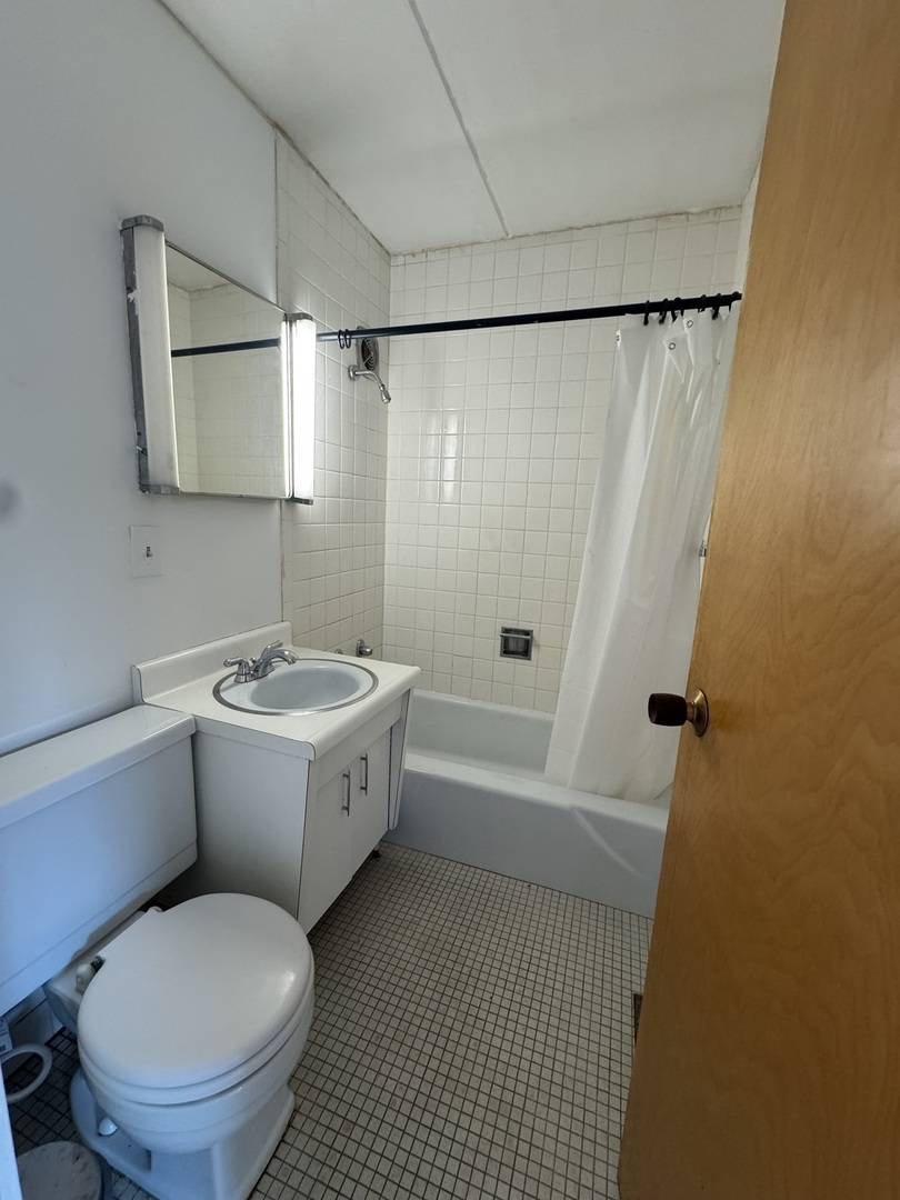 5140 S Dorchester Avenue Property Photo 12