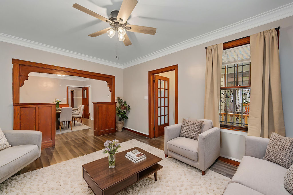8748 S Marquette Avenue Property Photo 4