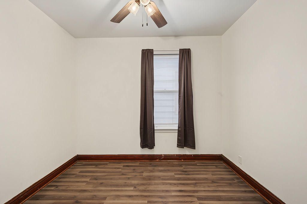 8748 S Marquette Avenue Property Photo 11