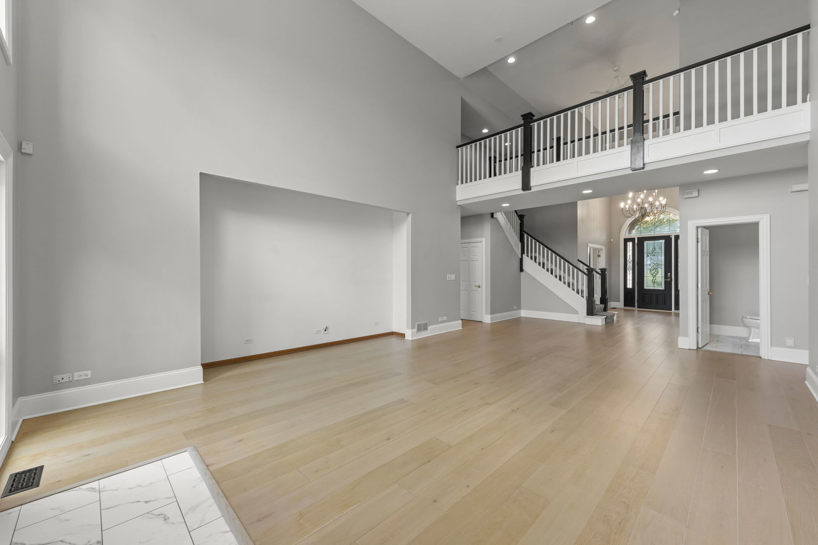 7814 Burr Oak Drive Property Photo 10