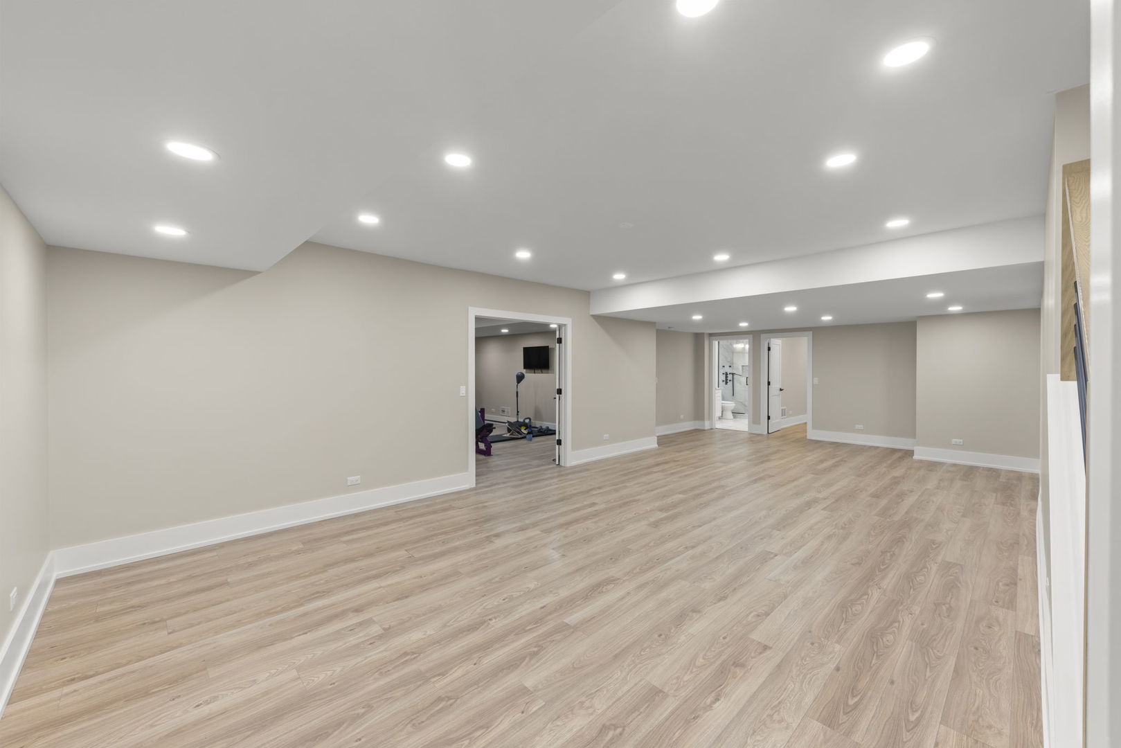7814 Burr Oak Drive Property Photo 39