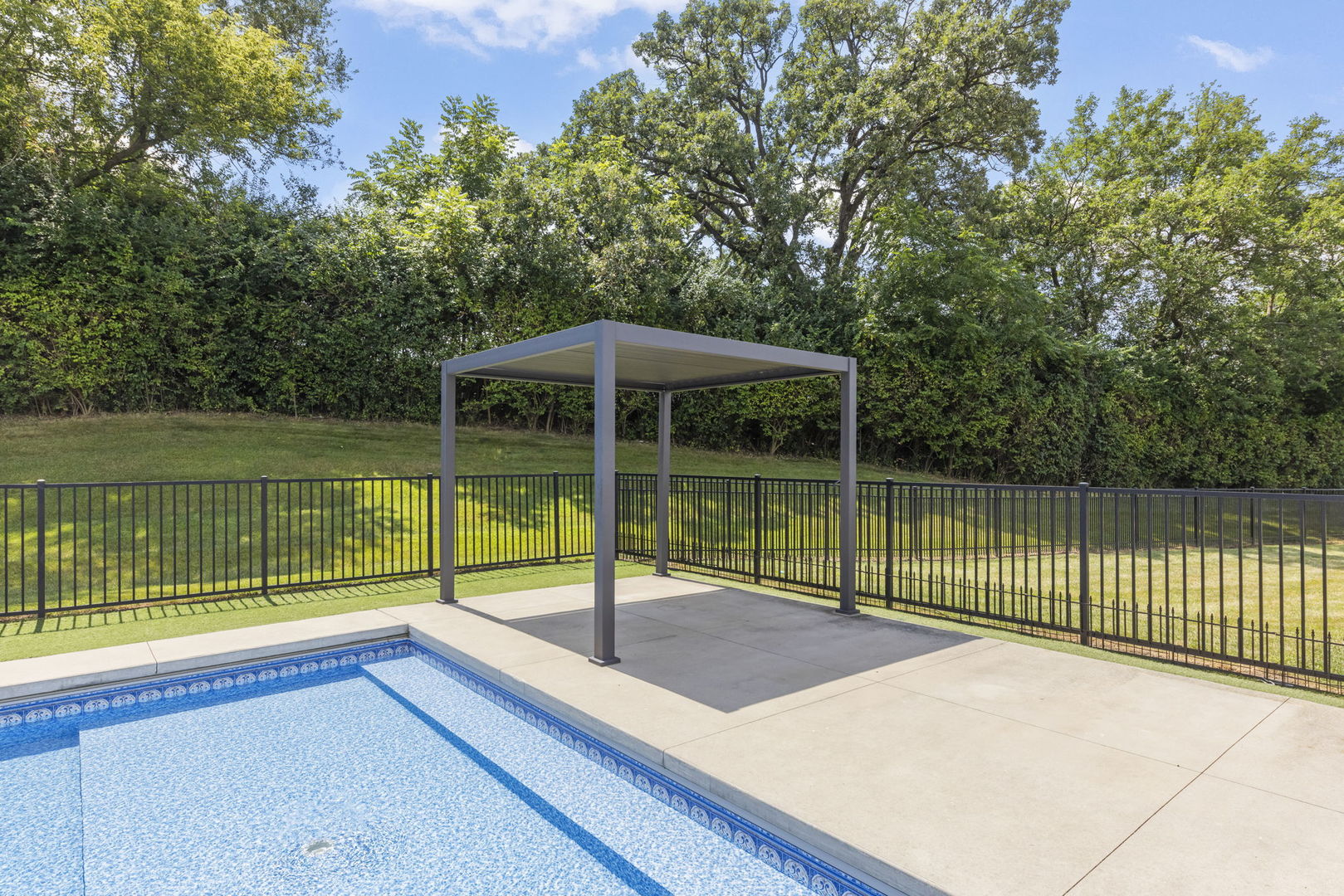 7814 Burr Oak Drive Property Photo 47